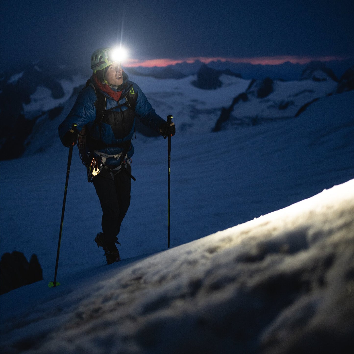 Ledlenser HF8R Signature 2000lm RGB Smart Headlamp