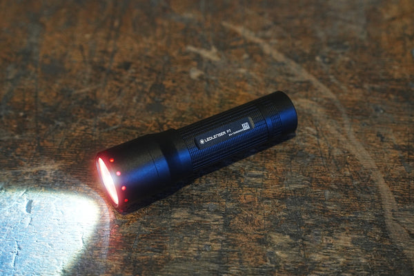 Ledlenser | P7 Flashlight 650lm 400m 30h 4xAAA Battery IP54 w/Lanyard