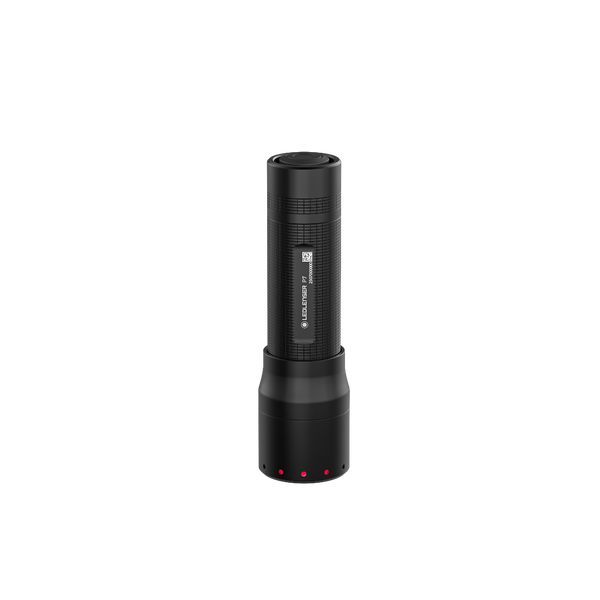Ledlenser | P7 Flashlight 650lm 400m 30h 4xAAA Battery IP54 w/Lanyard